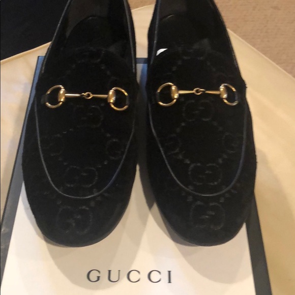 Gucci Shoes - Gucci velvet gg loafers